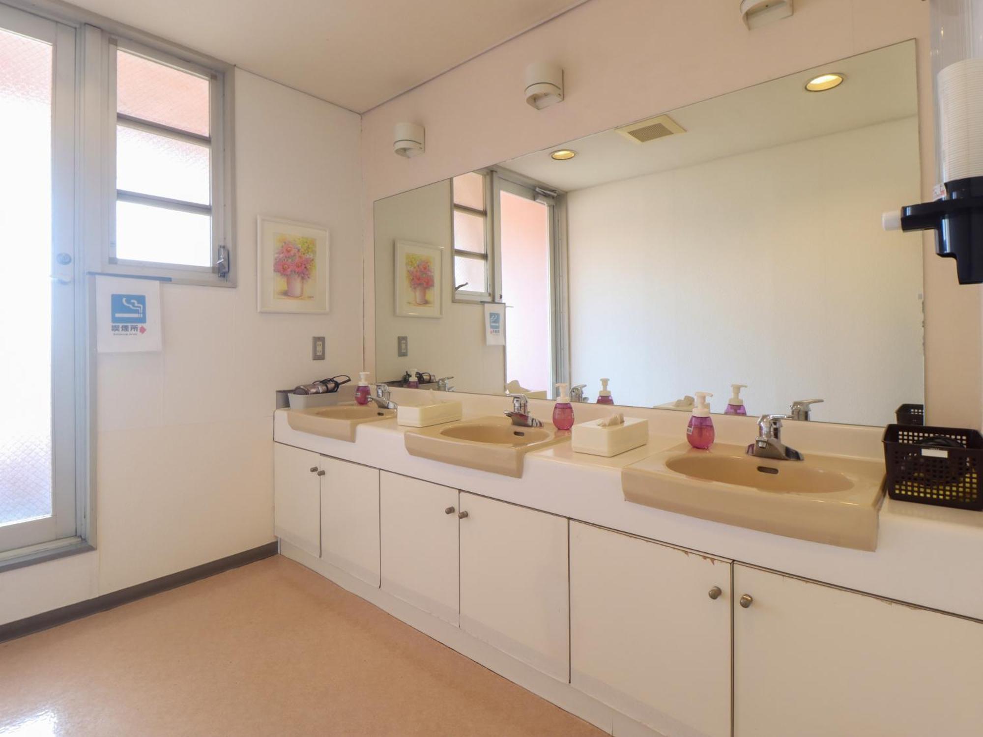Business Hotel Nishikiryu Bagian luar foto